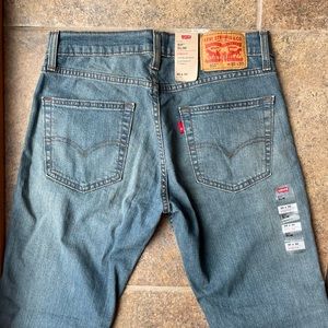 NWT Levi’s 511 Slim Stretch 30 x 30 Straight Leg Light Wash Jeans